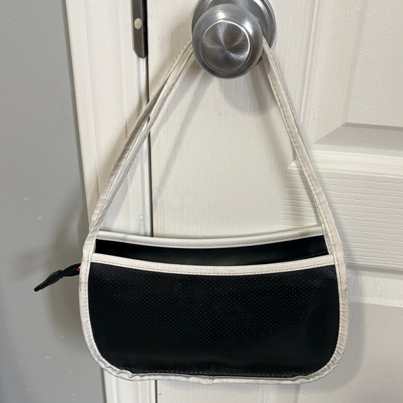 Roots Black and White Shoulder Bag - Picture 2 of 3